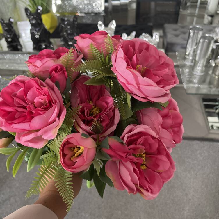 Bukiet różowych róż 